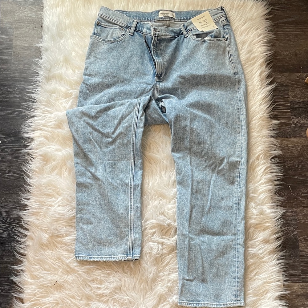 Abercrombie & Fitch Light Denim Jeans